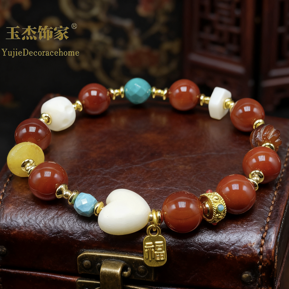 红玛瑙搭爱心根付手串时尚珠宝手链饰品女款简约手饰百搭潮流首饰礼物产品图