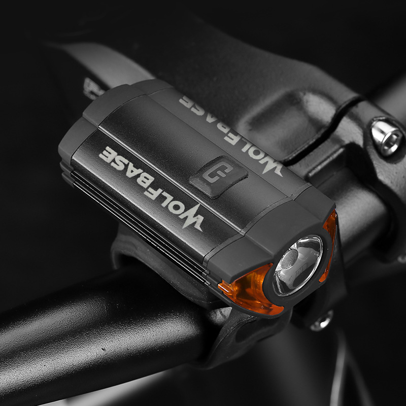 Bestseller and best-selling high-intensity bicycle light Type-C charging safety riding equipment mountain bike outdoor night riding light Item Picture