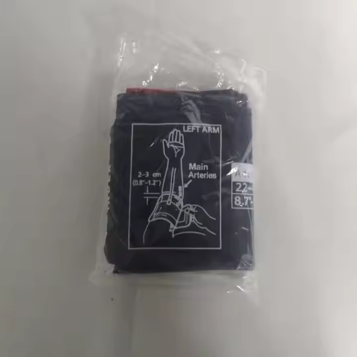 Customized medical blood pressure monitor straps: 10-19 cm, 15-22 cm, 15-24 cm, 22-32 cm, 22-42 cm, 22-52 cm. Blood pressure monitor upper arm sleeve detail image 6