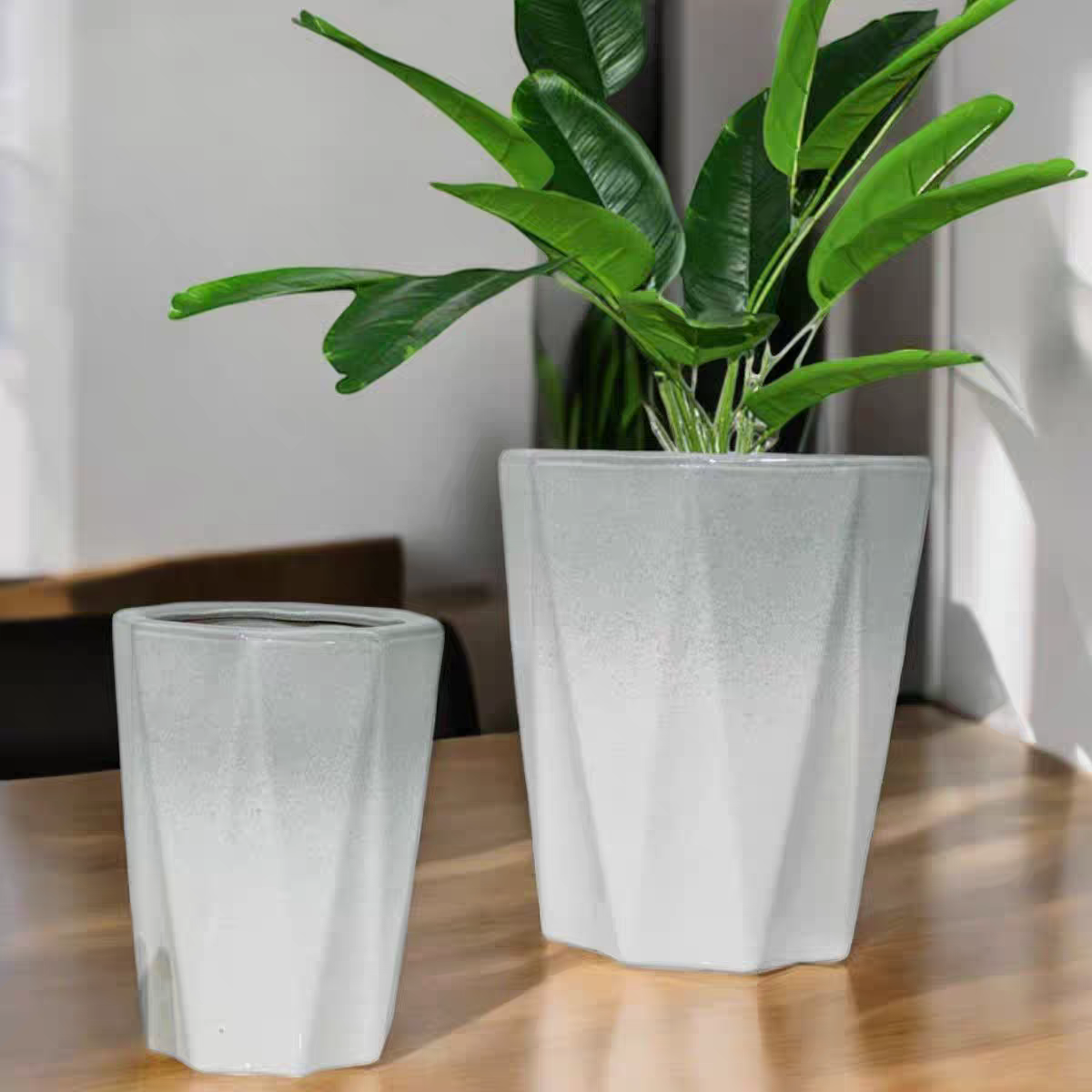 Ceramic handicrafts, ornaments, gifts, ceramic flower POTS, tea sets, large ceramic flower artworks, home decoration flower POTS