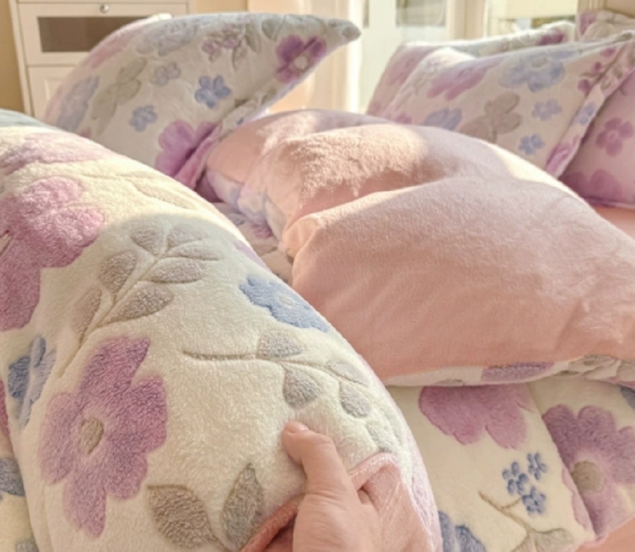 厂家直销量大优惠价格可面议床上用品套装面料01