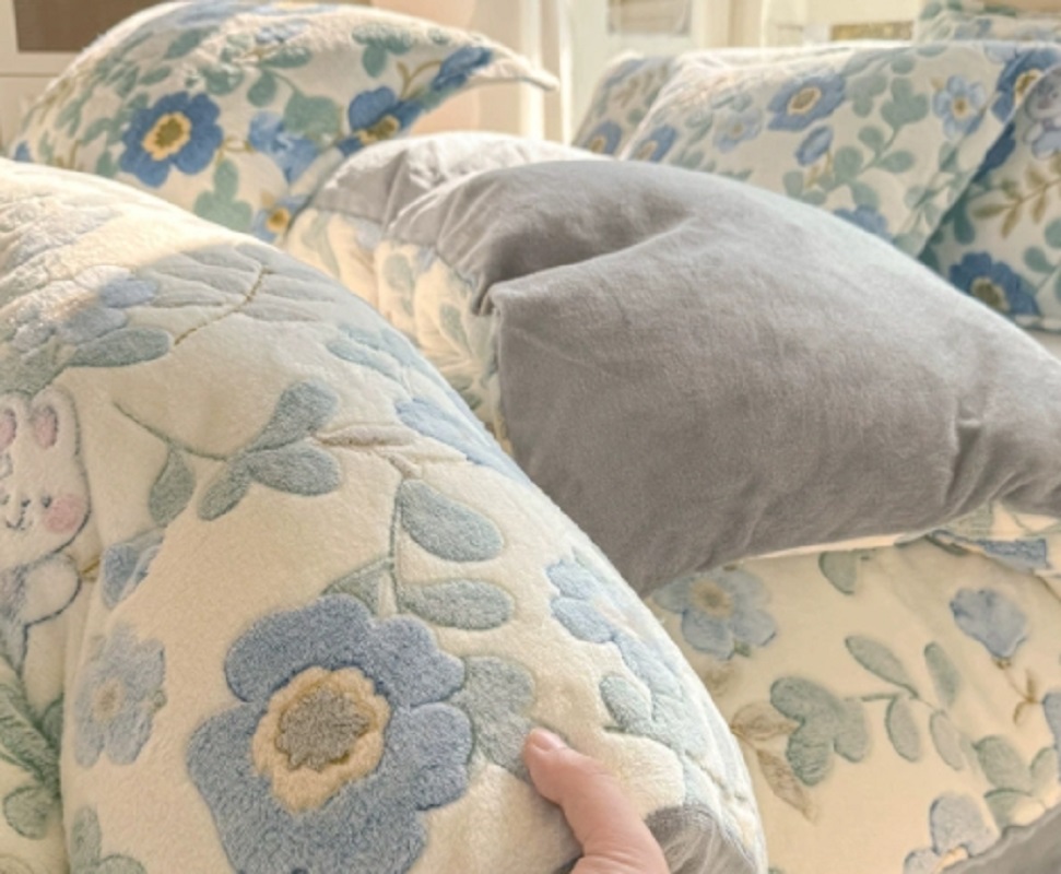 厂家直销量大优惠价格可面议床上用品套装面料02