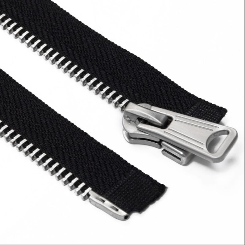 拉链/码装拉链/锌合金拉头/拉头/不锈钢拉链产品图