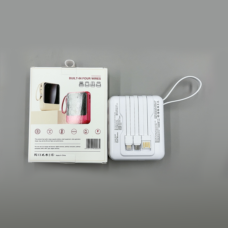 The 3C-certified P136 ultra-thin mini power bank features four built-in wires, is portable and fashionable, and comes in a simple and elegant black and white color scheme Application Scenario