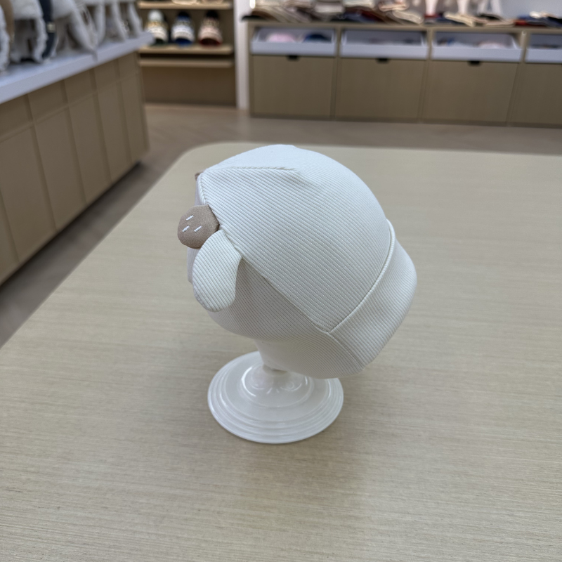 The little bear cotton tube cap is suitable for winter babies from 2 to 5 months old details Picture