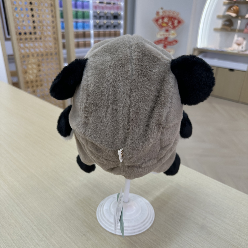 Children's plush cartoon hats are suitable for children aged 2 to 4 Specification drawing