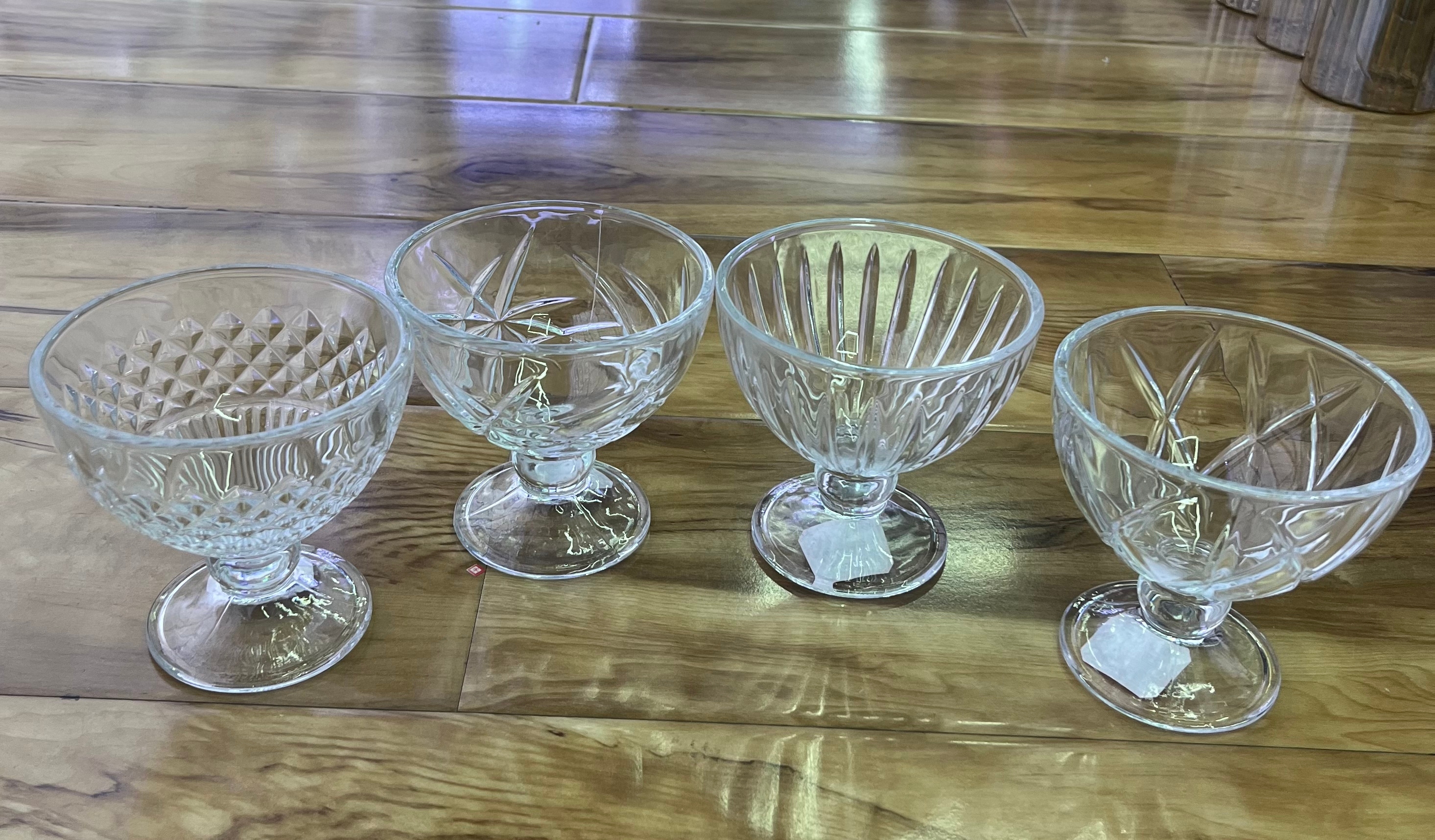 玻璃冰淇淋杯家用甜品杯冰激凌酸奶冷饮水果高脚玻璃杯杯子酒杯鸡尾酒杯