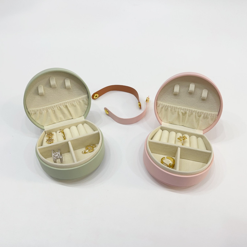 Qiyun jewelry packaging small handbag storage box PU Travel simple earrings ring storage and organization box wholesale Application Scenario