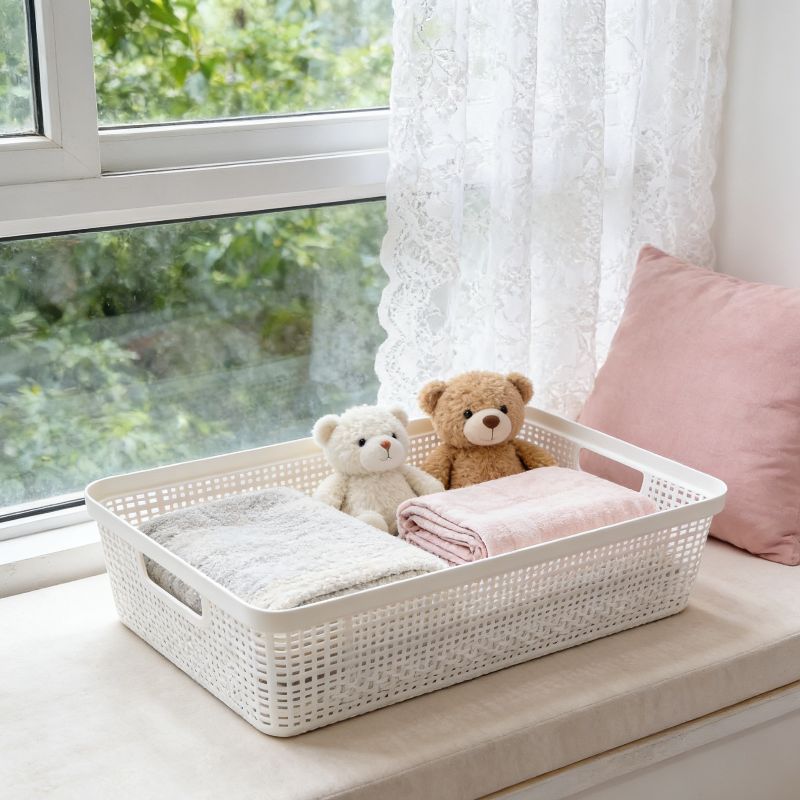 Wholesale plastic storage baskets, desktop sundries storage frames, kindergarten toy storage boxes, kitchen snack medium-sized storage baskets details Picture