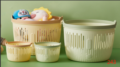 日用百货收纳防尘塑料篮脏衣藤编置物筐方形框子整理箱家用用品