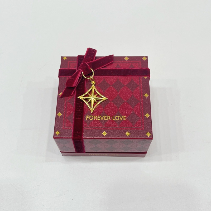 Chinese knot decorative items, red gift boxes, gift packaging boxes, knot art festival gift boxes, decorative materials Specification image