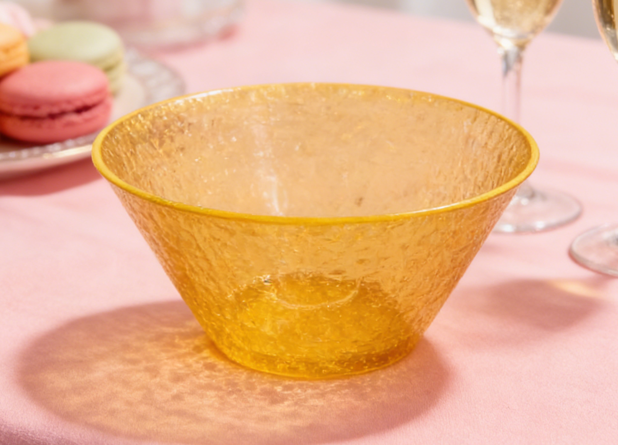 A light luxury fruit platter for home living room, coffee table, fruit basket, snack and candy display plate, dried fruit plate and dim sum plate Application Scenario