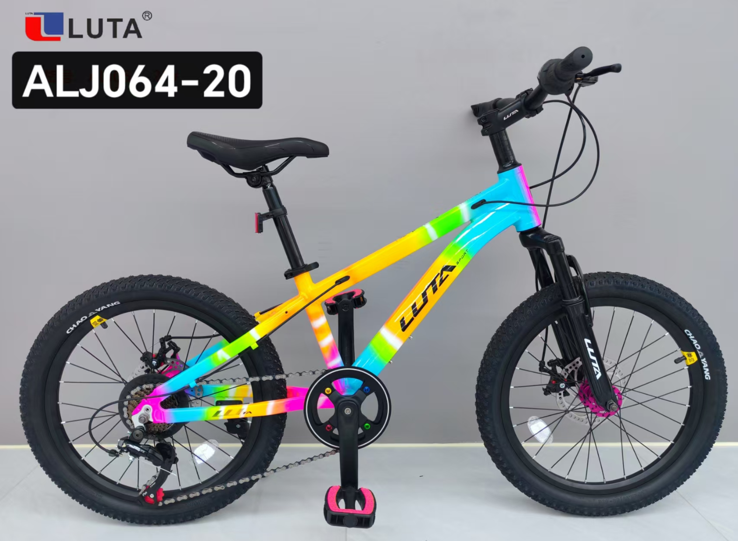 LUTAALJ064-20 Rainbow Children's Mountain Bike, with a dazzling design and 20-inch wheels, is fashionable and dynamic. Magnesium alloy