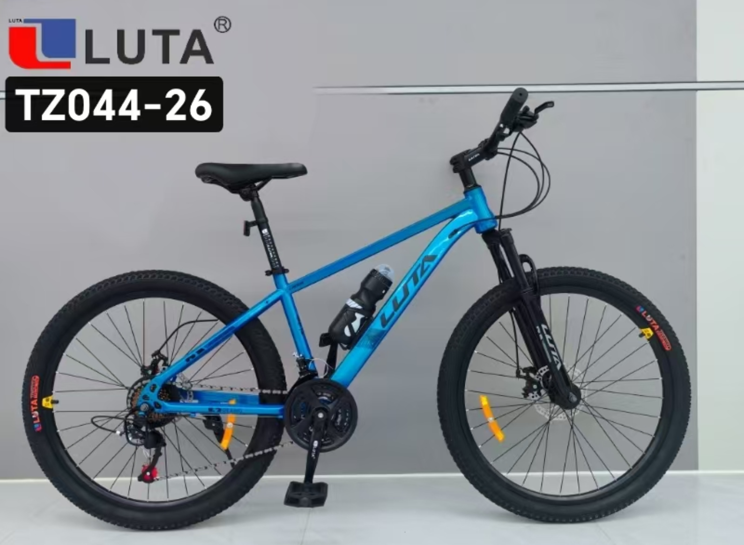 مركبة Luta TZ044-26 الهضبة، اللون الأزرق المميز، مزودة بصحن فرامل مع شوكة أمامية مضادة للزلازل، مناسبة لراكبي الدراجات في الهواء الطلق