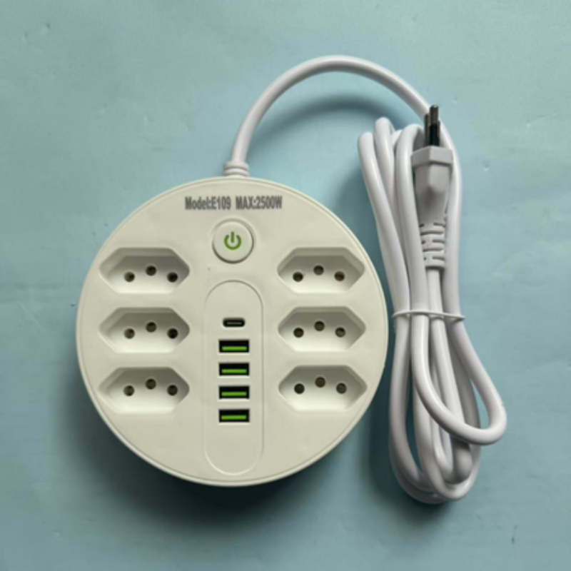 The multi-hole circular power strip, black and white multi-plug power strip, is safe and durable for home and office use Application Scenario