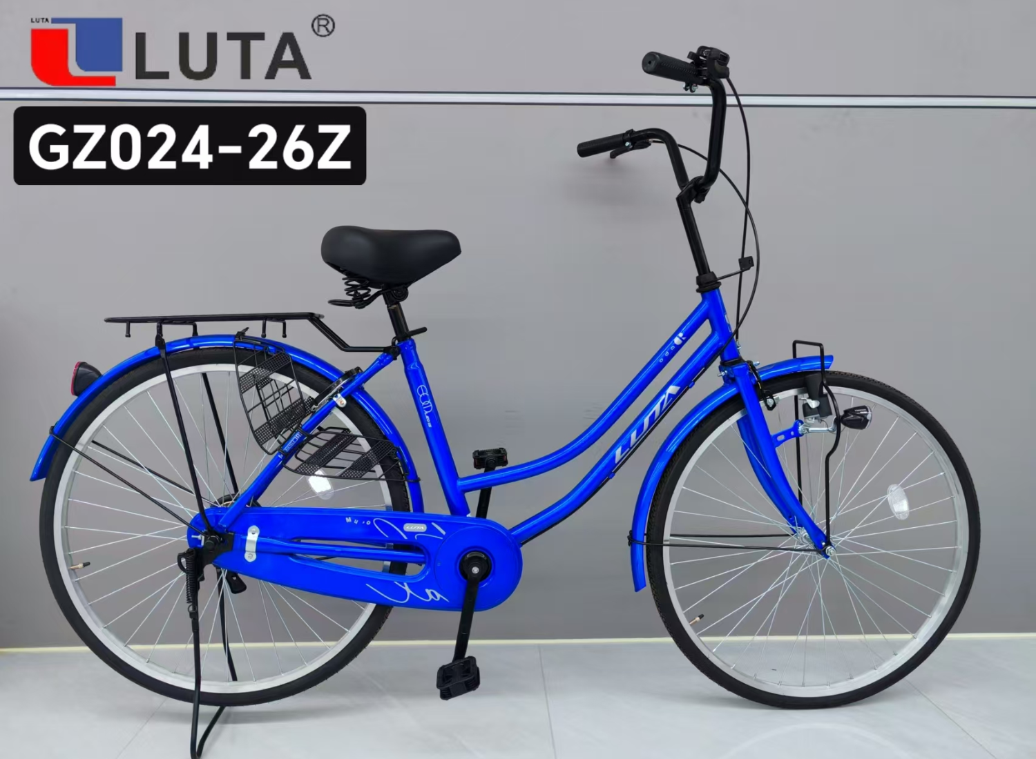 دراجة LUTA الزرقاء من طراز LUTA-GZ024-26Z، وهي مركبة تعمل في مجال الأزياء ومزودة برفوف أمامية وخلفية، مناسبة للسفر اليومي.