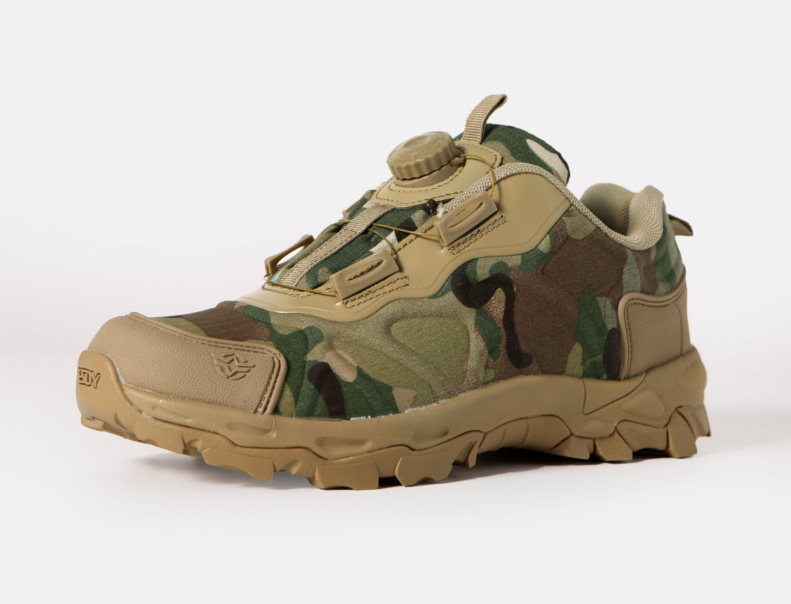 Men's low-top running shoes for outdoor sports, all-season sports training shoes, anti-slip and wear-resistant hiking, cycling and mountain climbing shoes Application Scenario