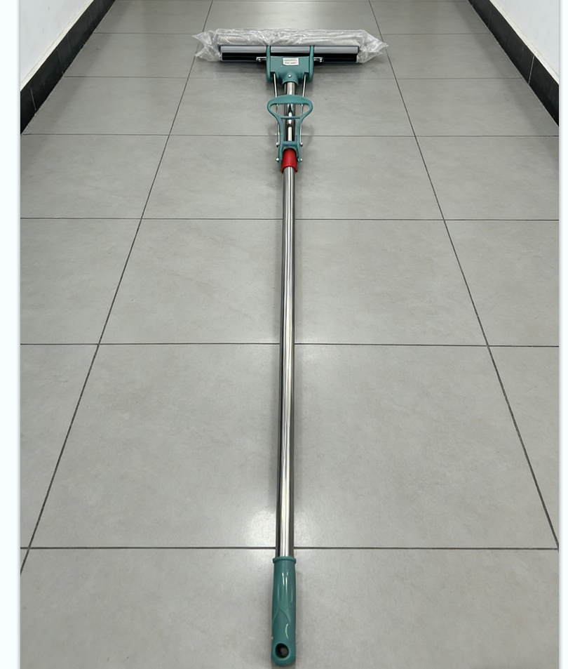 Rubber cotton mop, large household three-row absorbent sponge mop, lazy person, household rubber cotton type, no need for hand washing, durable and sturdy mop wholesale Application Scenario
