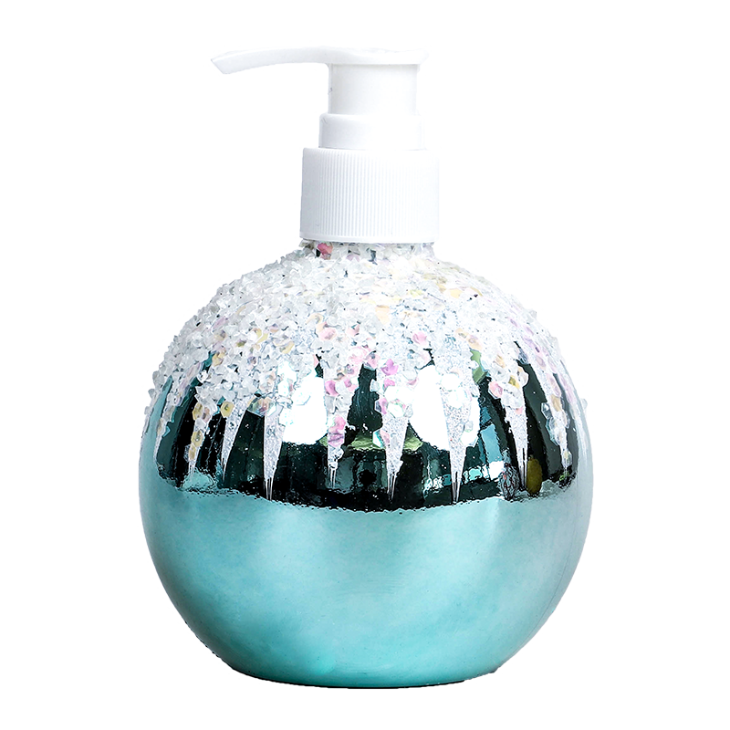 Halloween cartoon hand sanitizer and hand washing products are refreshing and moisturizing details Picture