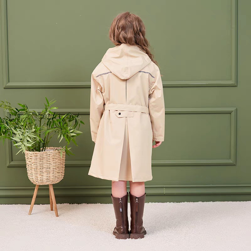 儿童复古款雨衣双排扣经典风衣款式后背可打开背包系腰带凹造型网红个性化男孩女孩通用雨衣白底实物图
