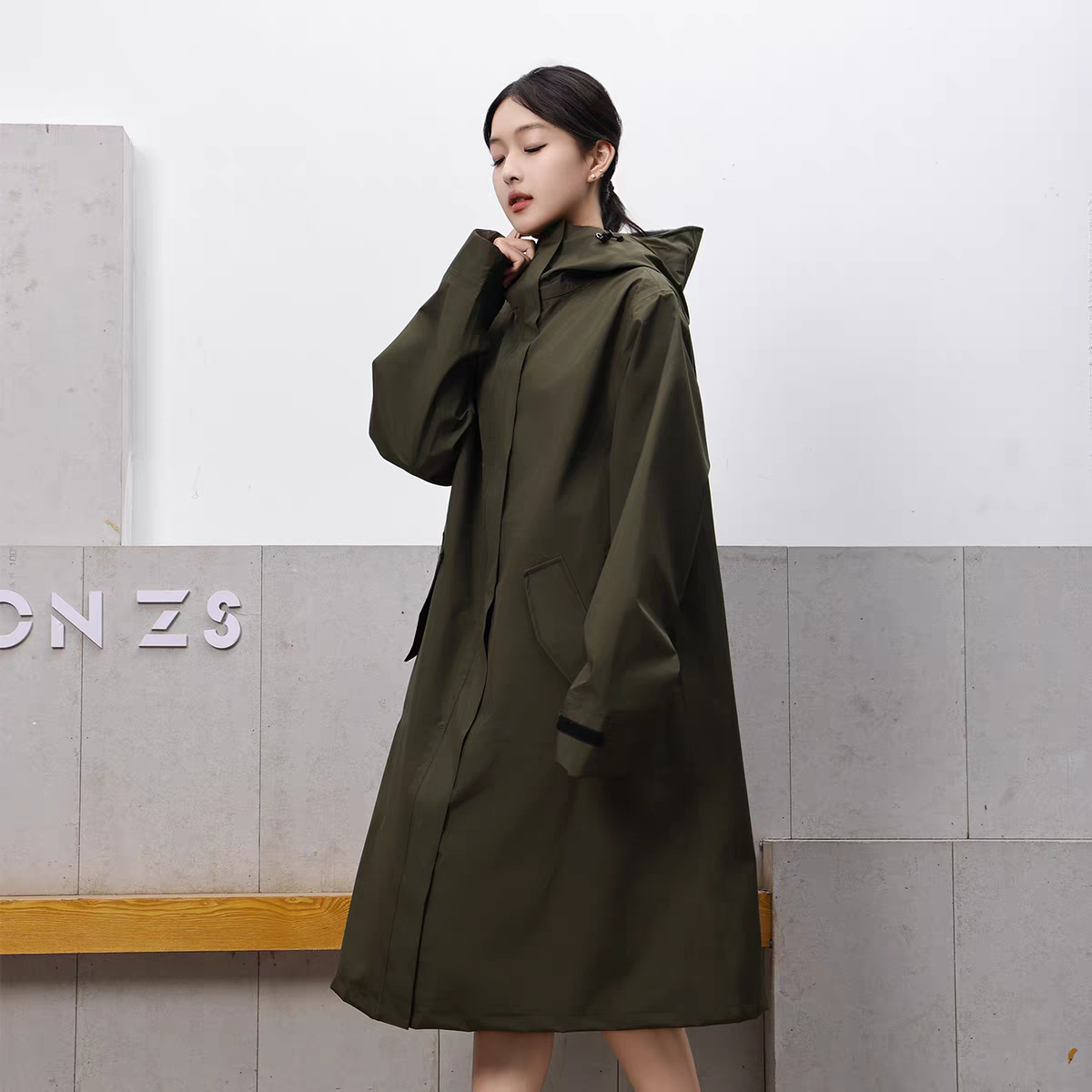 长款三层布雨衣男女通用多色可选高档风雨衣产品图