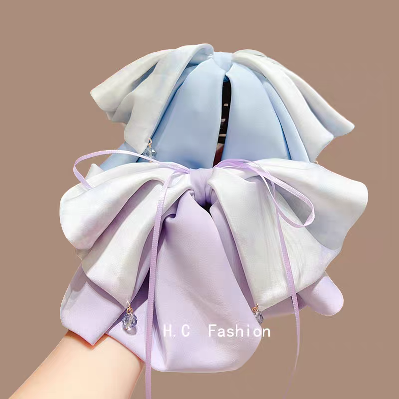 The blue retro semi-tied hair clip exudes a high-end and elegant charm. The multi-layered bow hair clip is a new French style with a strong atmosphere detail image 3