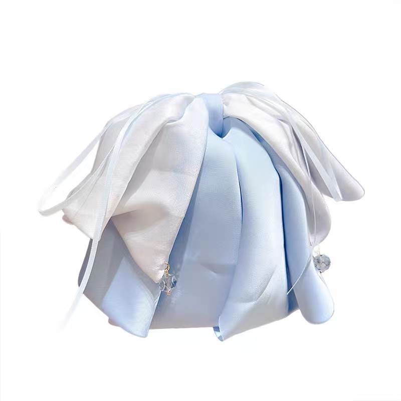 The blue retro semi-tied hair clip exudes a high-end and elegant charm. The multi-layered bow hair clip is a new French style with a strong atmosphere Item Picture