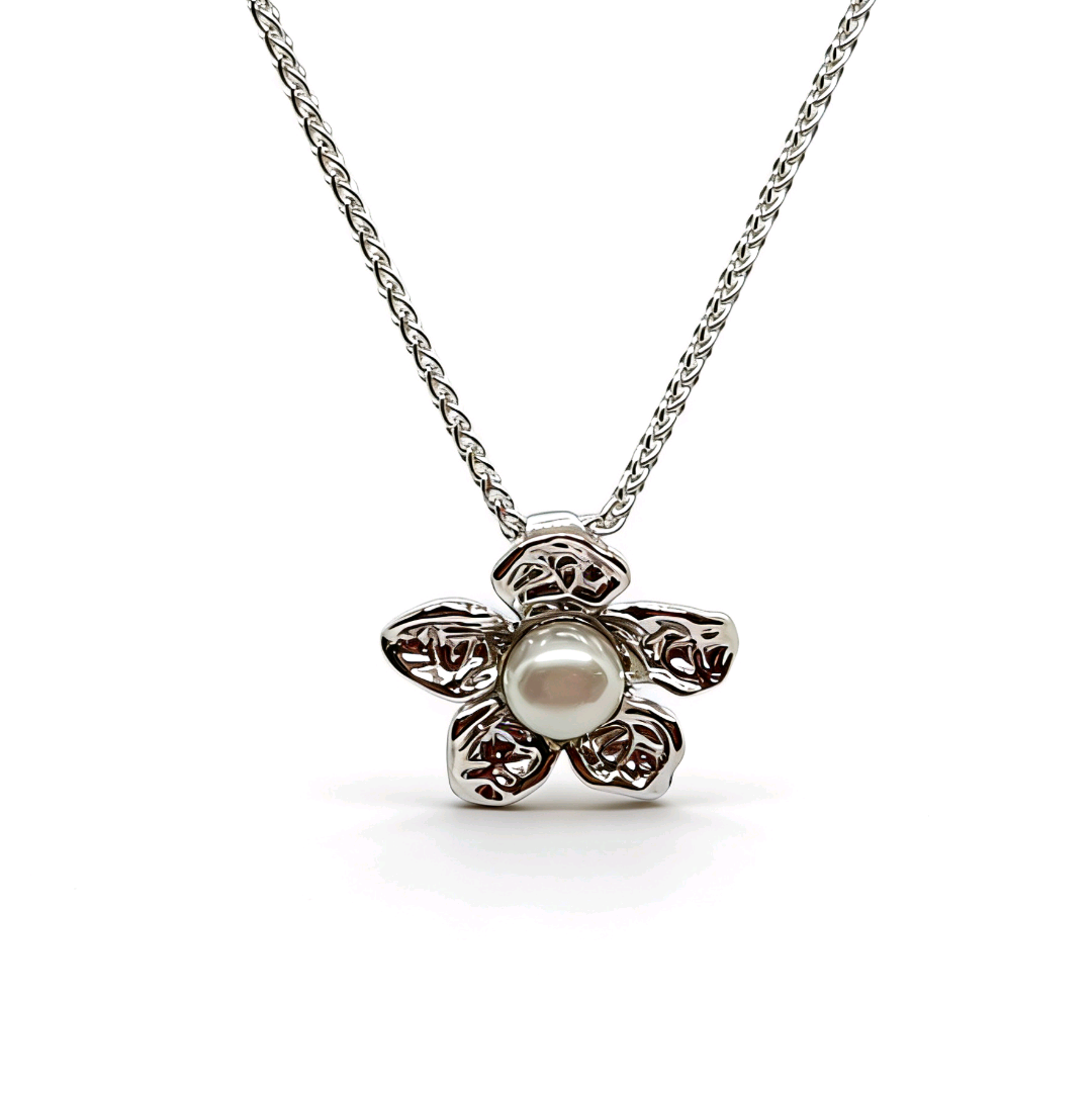 Pearl flower necklace, pearl chain, women's elegant flower pendant necklace
