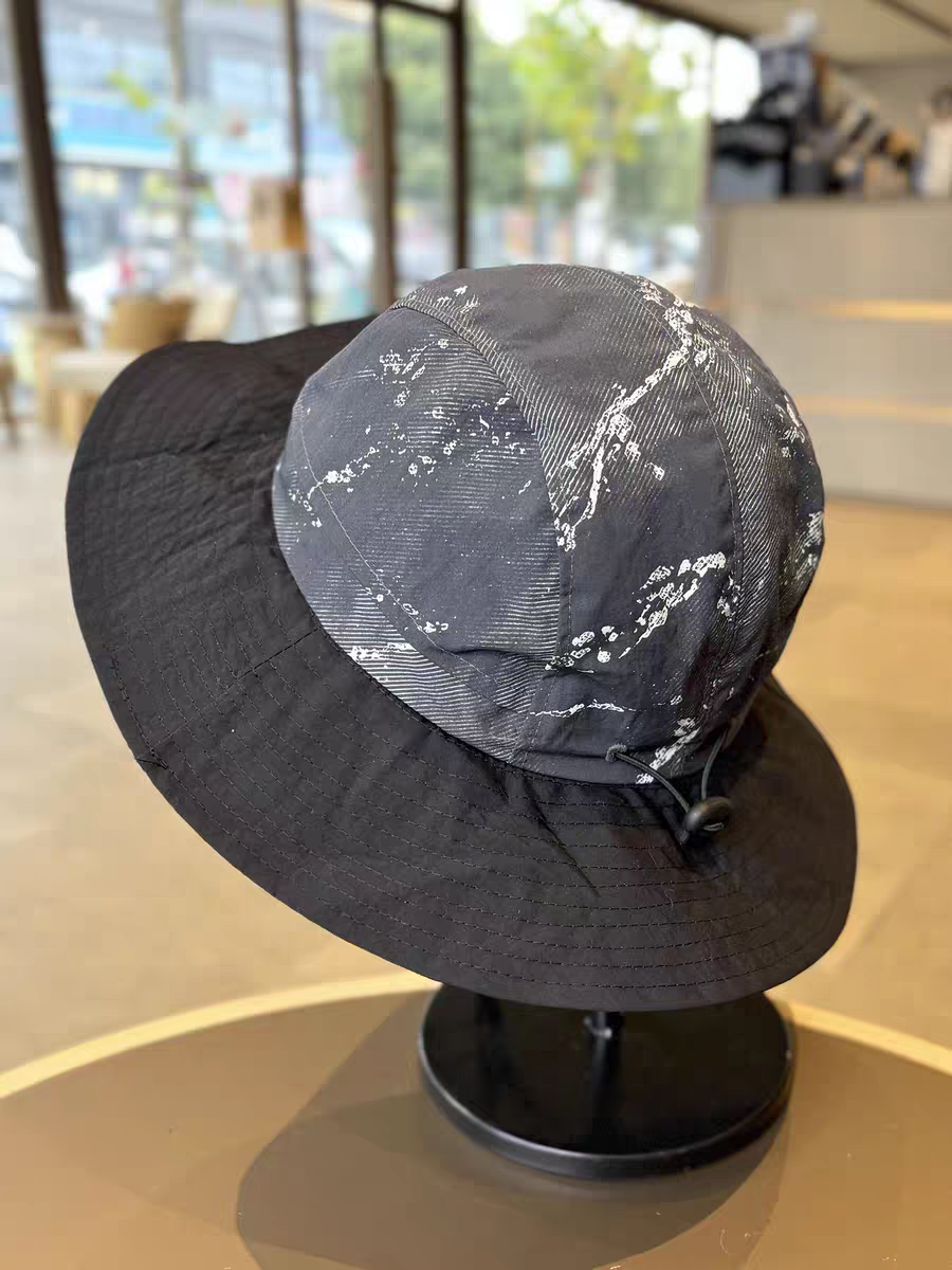 Solar-powered sunshade fan fishing cap, breathable and UV-resistant men's outdoor casual cap Application Scenario