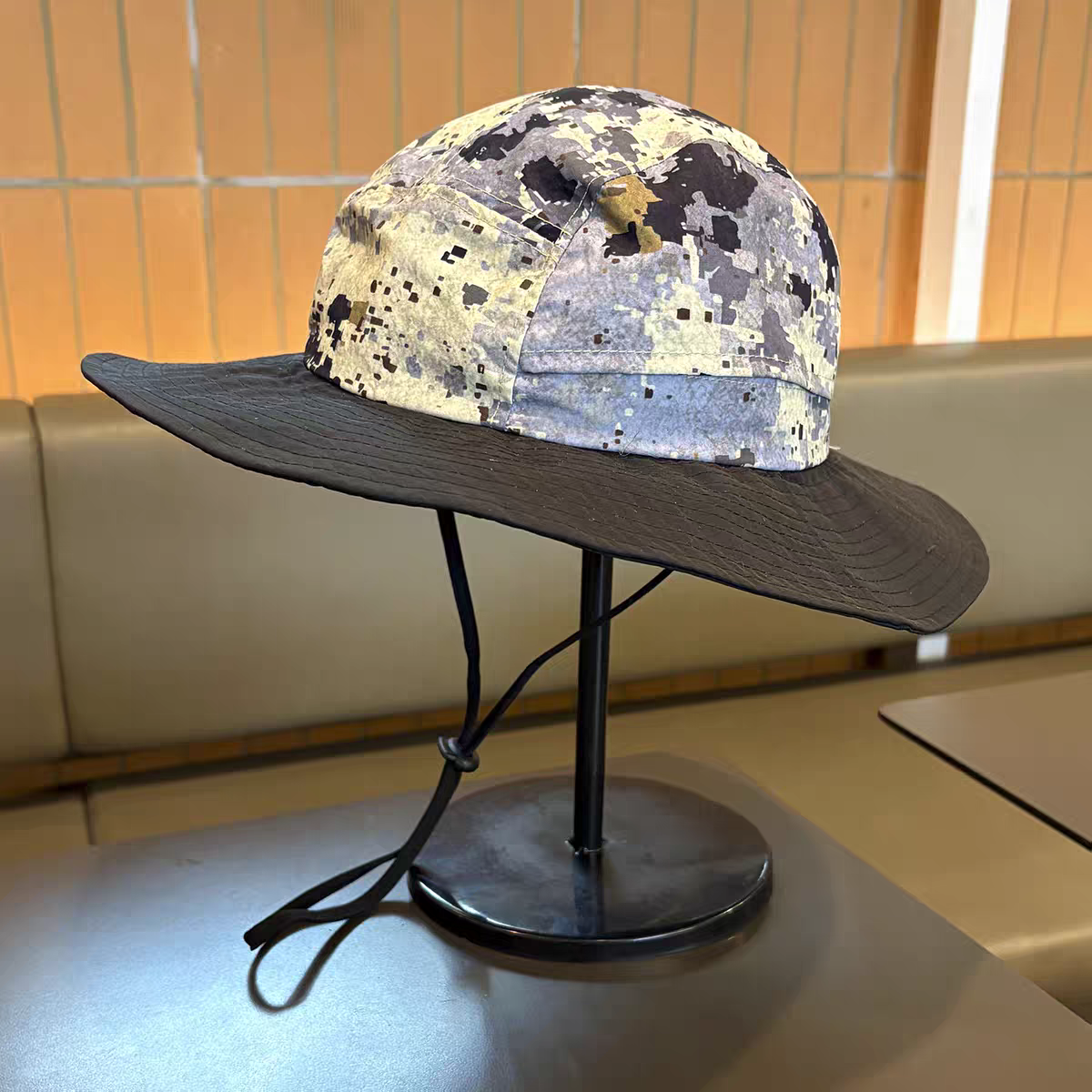 Solar-powered sunshade fan fishing cap, breathable and UV-resistant men's outdoor casual cap detail image 12
