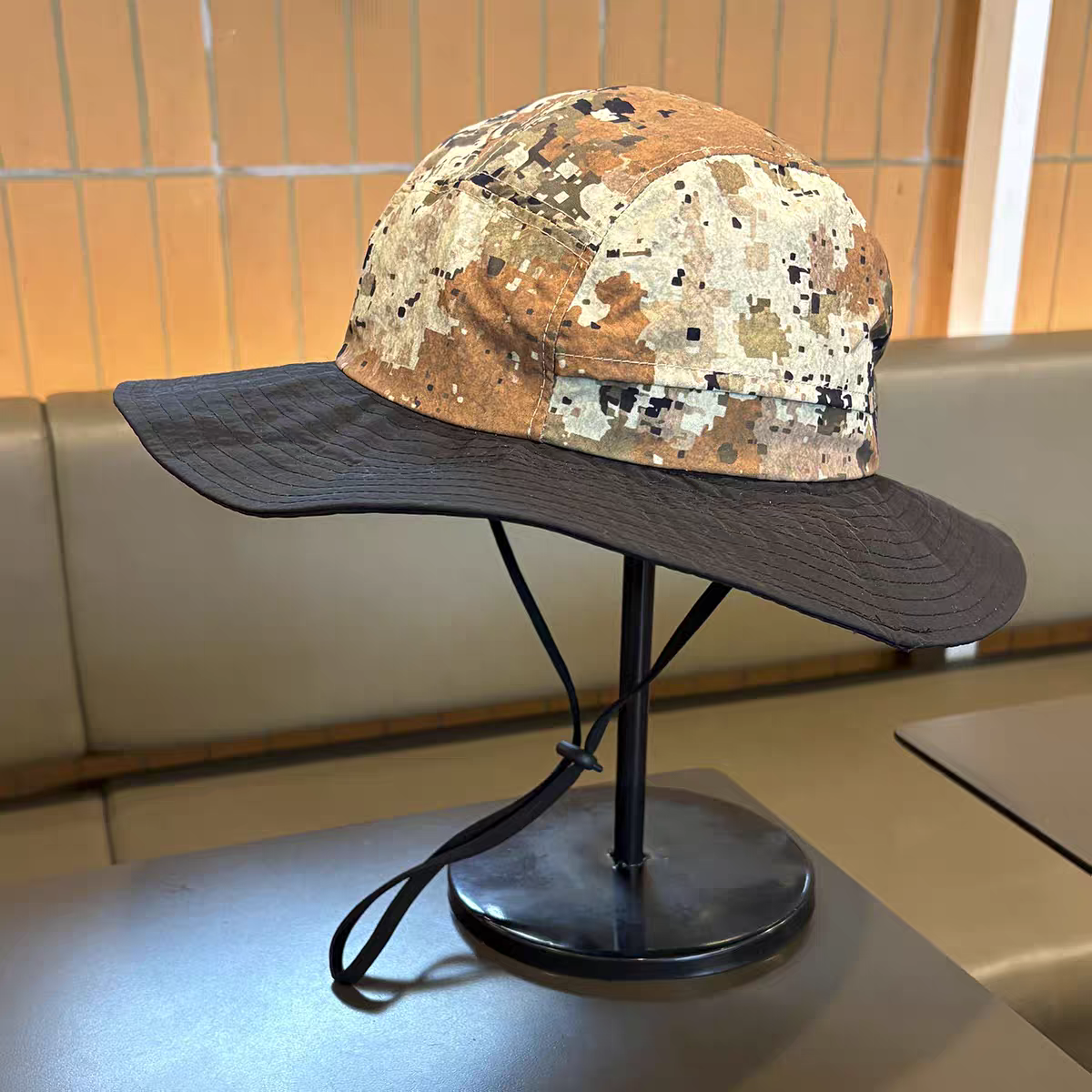 Solar-powered sunshade fan fishing cap, breathable and UV-resistant men's outdoor casual cap detail image 11