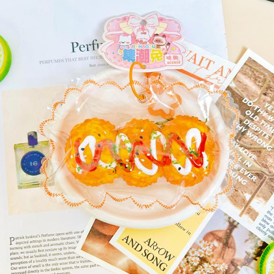 Vinyl figurines, star people, My World, trendy food series, fun to mold Specification image
