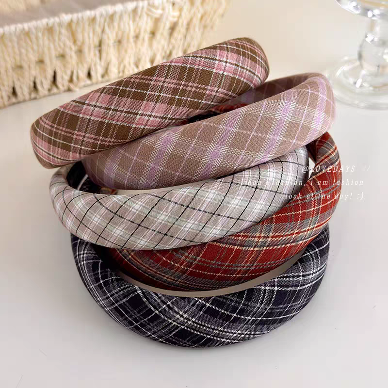 Retro forest-style girl, versatile and youthful, pink checkered sponge fabric hair band, high top hairpin headband for girls detail image 2