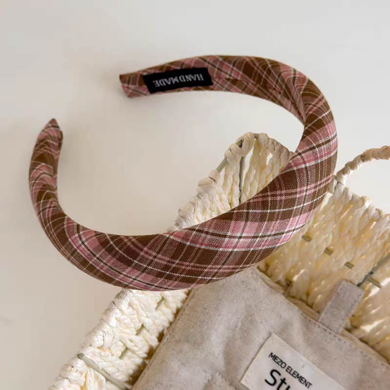 Retro forest-style girl, versatile and youthful, pink checkered sponge fabric hair band, high top hairpin headband for girls detail image 9