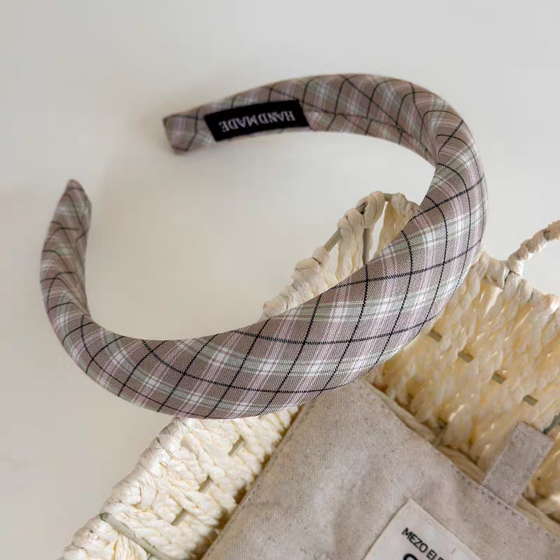 Retro forest-style girl, versatile and youthful, pink checkered sponge fabric hair band, high top hairpin headband for girls detail image 8