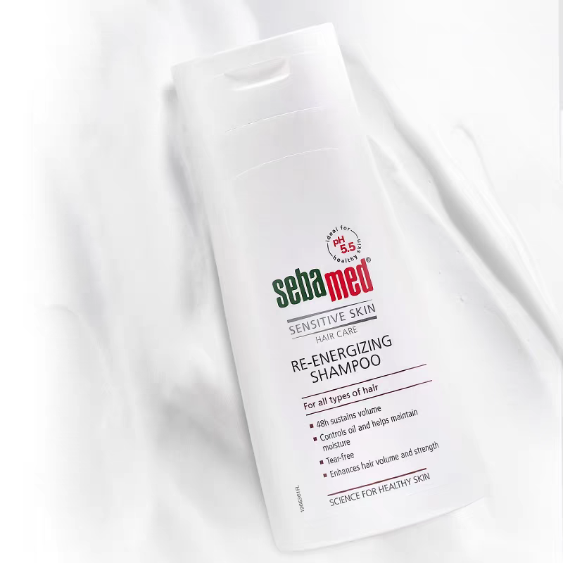 German imported sebamed Revitalizing and Enriching Shampoo 400ml, Oil-control and scalp Soothing German Shampoo Lotion for men and women Application Scenario