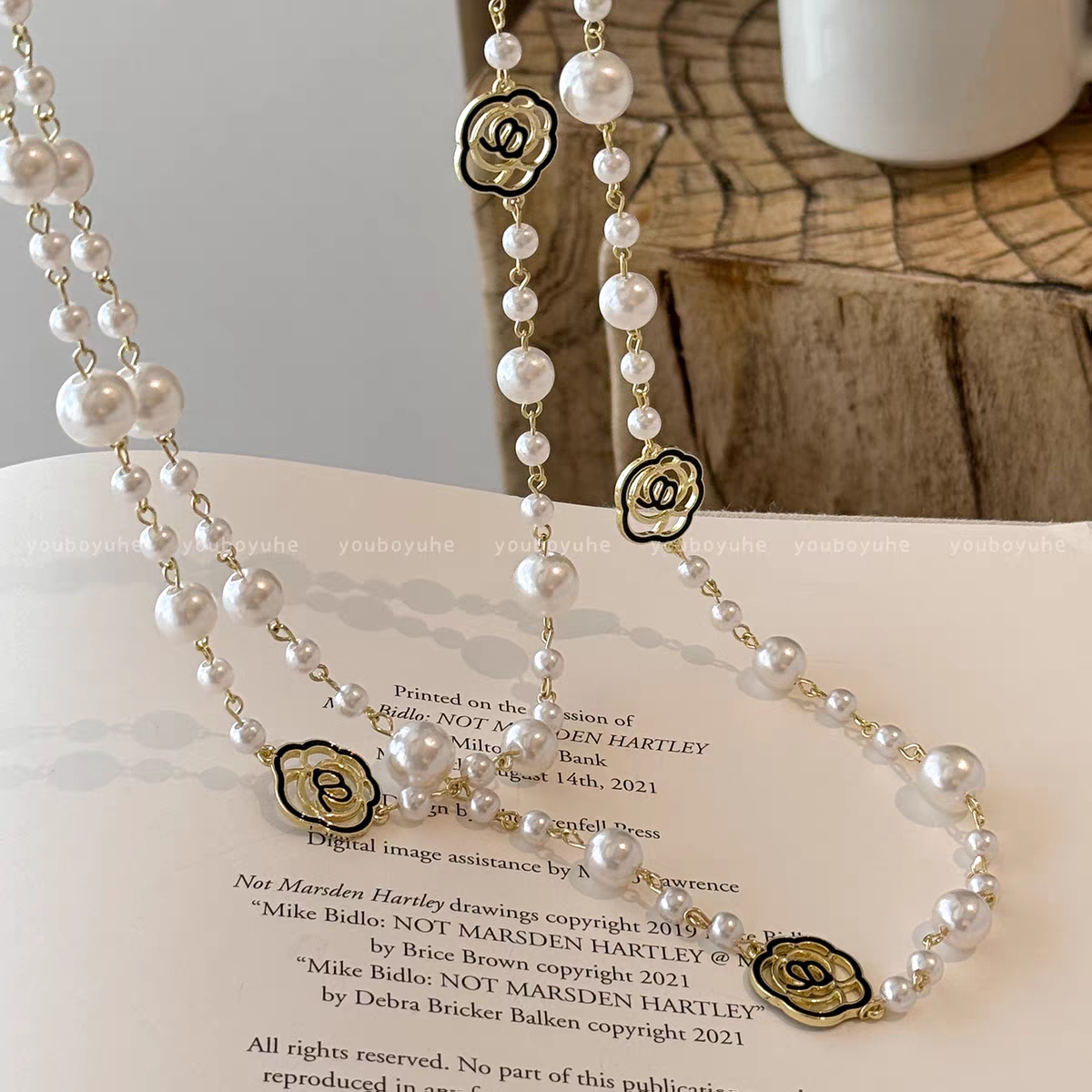 诗洛琪饰品法式黑金山茶花多层珍珠项链女小香风轻奢高级感锁骨链配饰详情图6