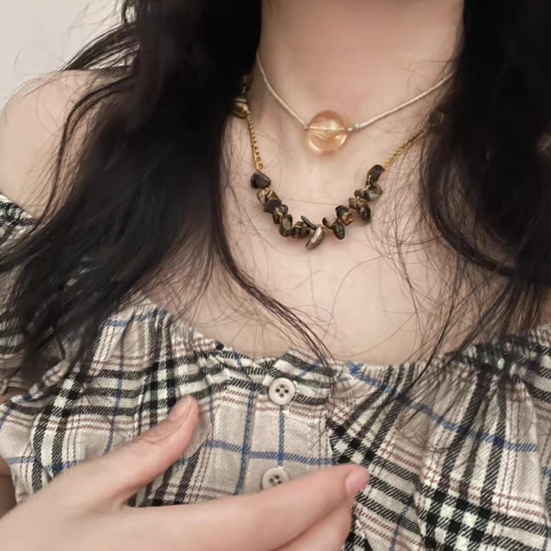 Siloqi accessories, Bohemian ethnic style Meiradite woven coffee-colored crystal glass necklace, double-layered rope necklace for women detail image 3