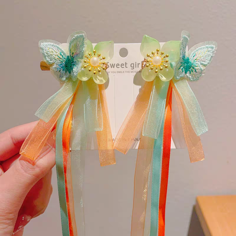 Glass flower ribbon Hanfu girl's hair clip Application Scenario