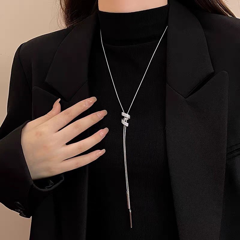 诗洛琪饰品秋冬银色螺旋毛衣链女轻奢小众高级感气质时尚百搭长款项链配饰详情图3