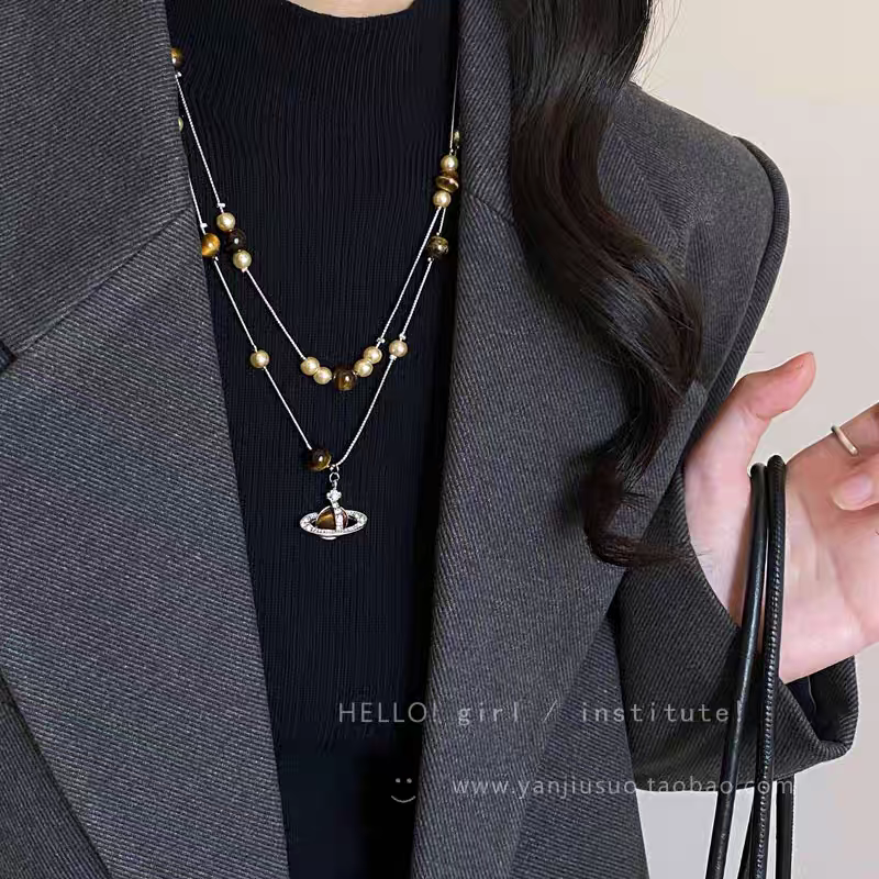 Siloqi jewelry retro tiger's eye pearl Saturn pendant necklace for women's autumn and winter, a light luxury double-layer beaded long sweater chain detail image 2