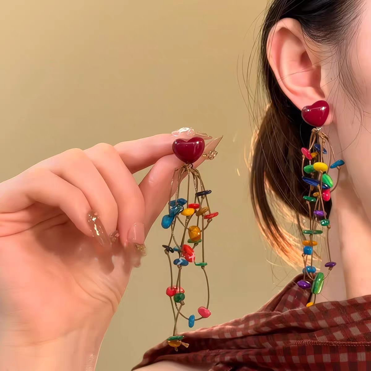 诗洛琪饰品多巴胺爱心流苏耳环女超好看独特夸张漂亮耳饰小众设计感夸张耳饰细节图