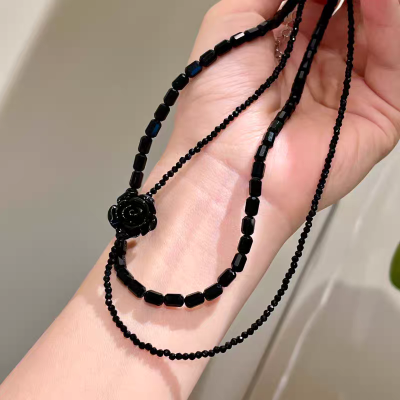 Shiluoqi Jewelry Black Rose Camellia Crystal beaded Necklace for women, new black double-layer collarbone chain, niche design necklace detail image 3