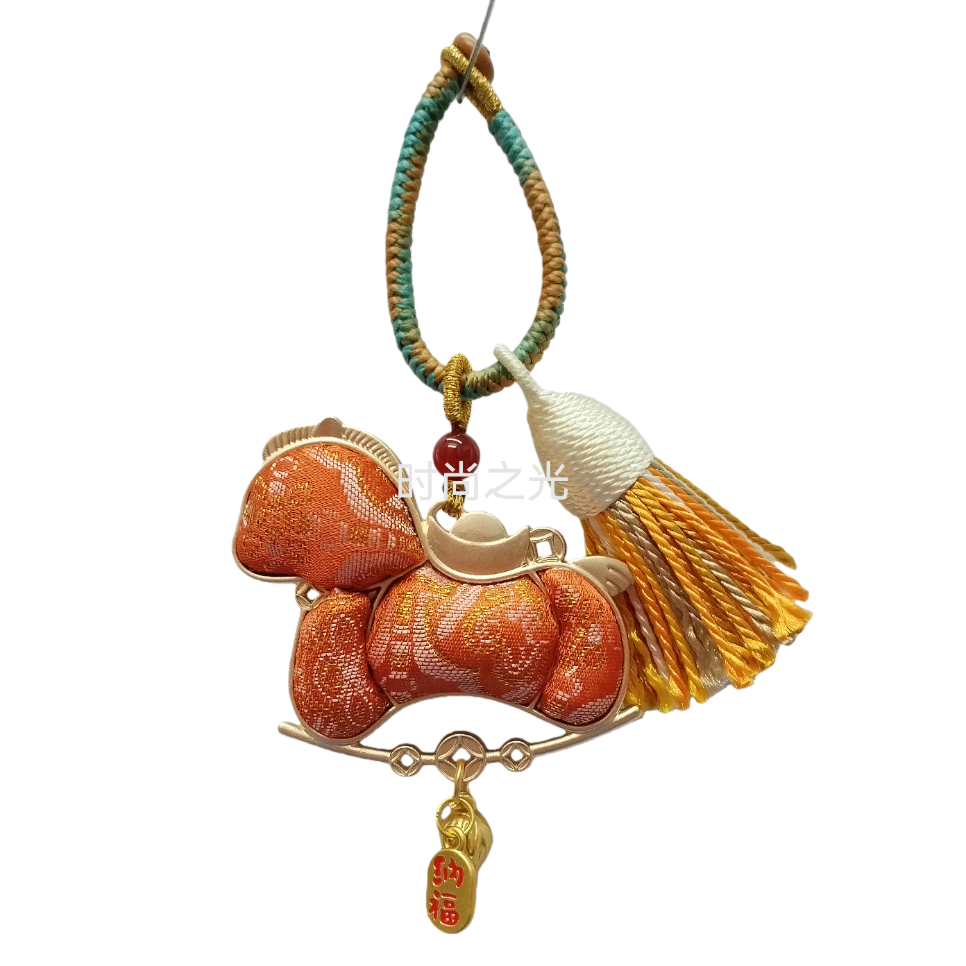 Song Brocade intangible cultural heritage pendant, a personalized and creative pendant for the Year of the Horse, is a fashionable and versatile decorative item. There are many types of pendants to match with accessories and gifts Application Scenario