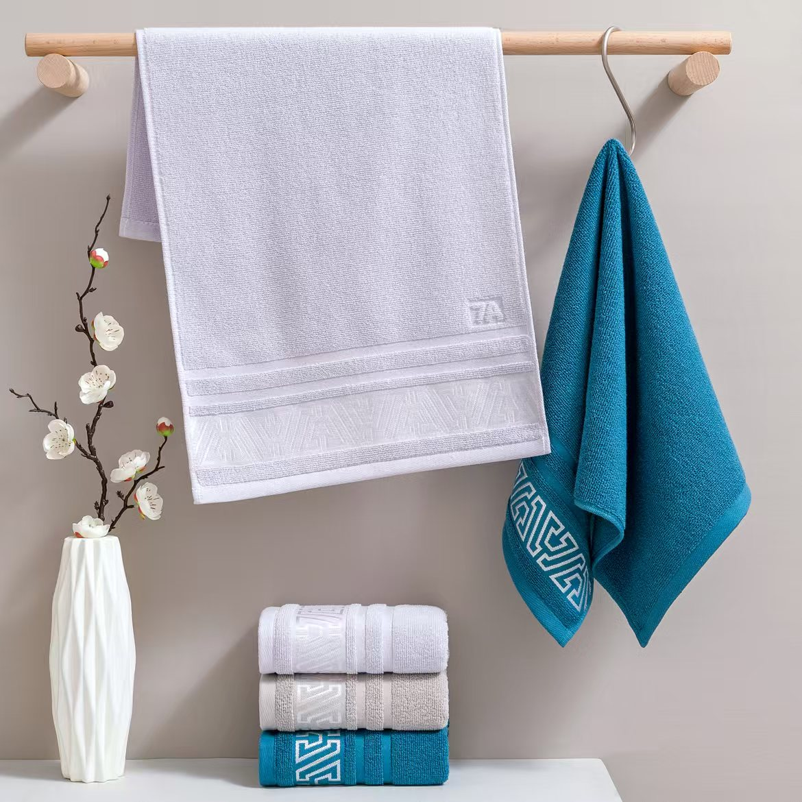 Cotton face towel, household soft, absorbent and thick face towel as a souvenir