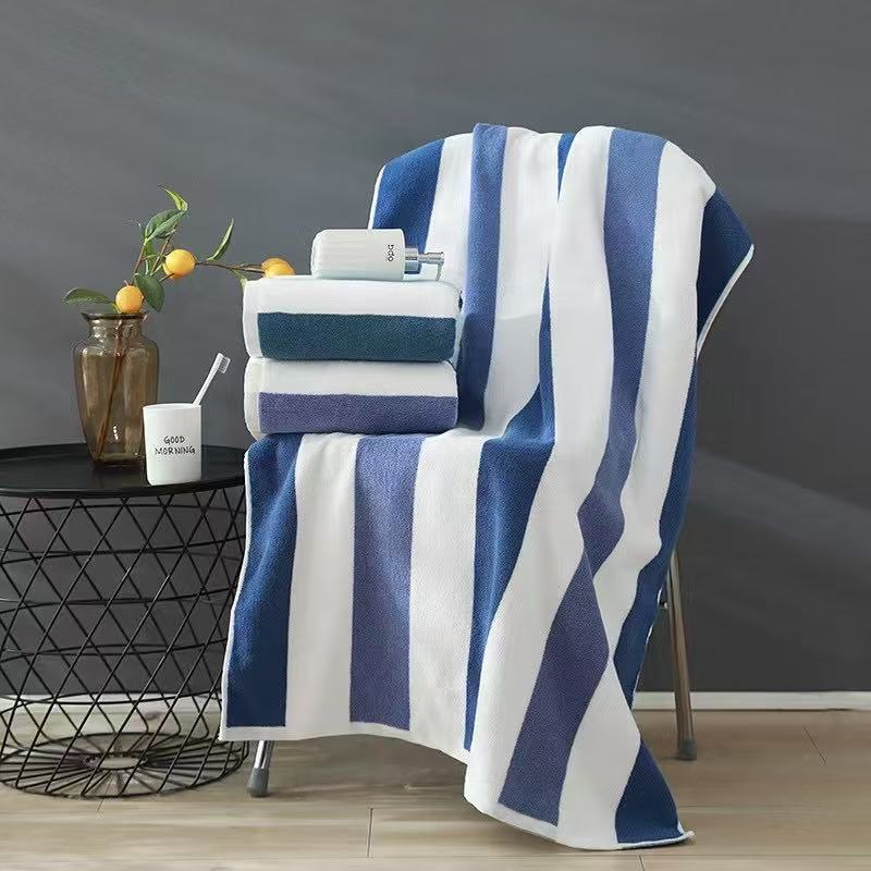 All-cotton thickened and enlarged bath towel, household absorbent adult bath wrap, beach pure cotton quick-drying bath towel