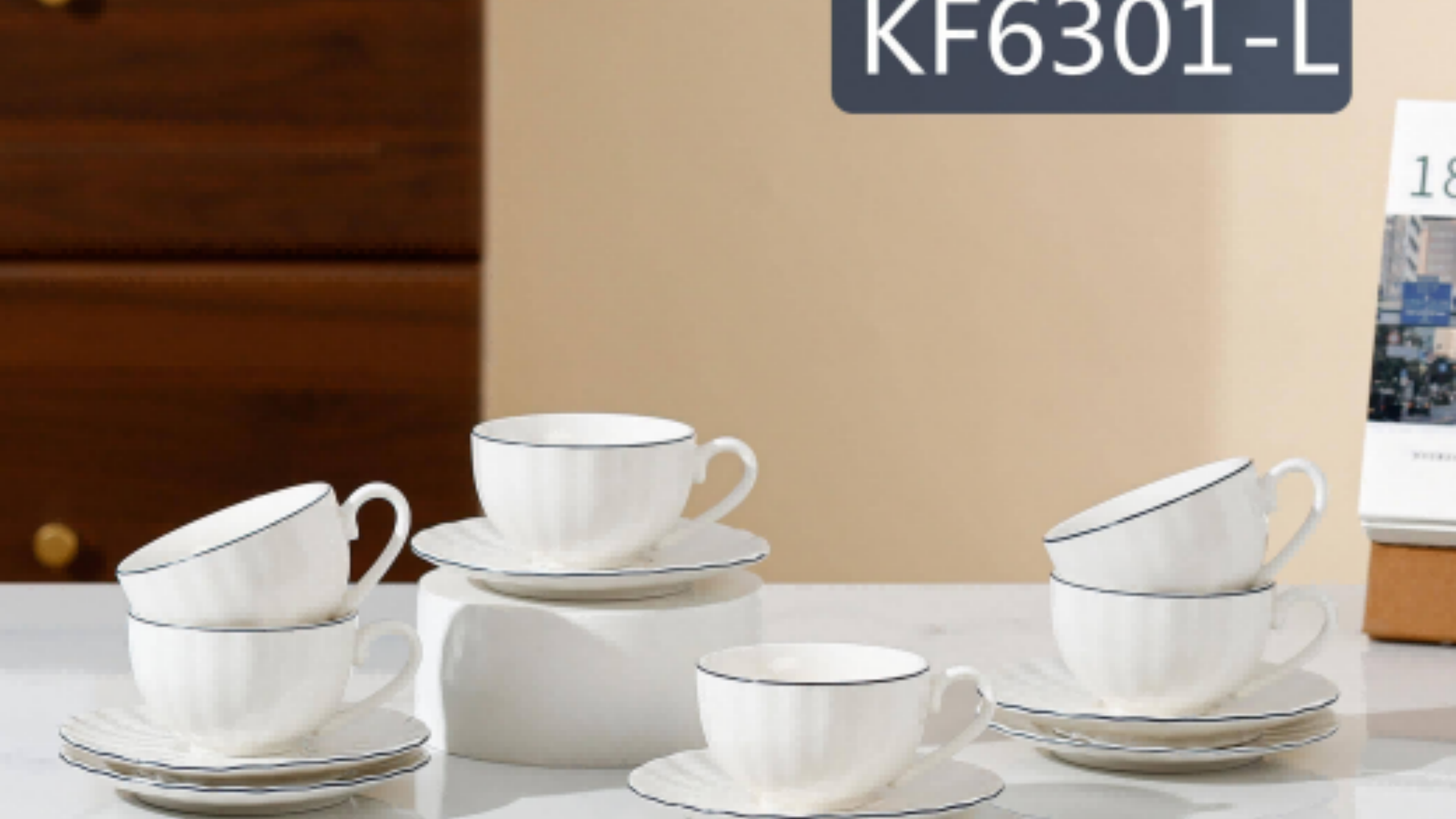 New coffee cup and saucer pumpkin striped European and American British gold-painted coffee cup, black tea water cup gift cup and saucer set