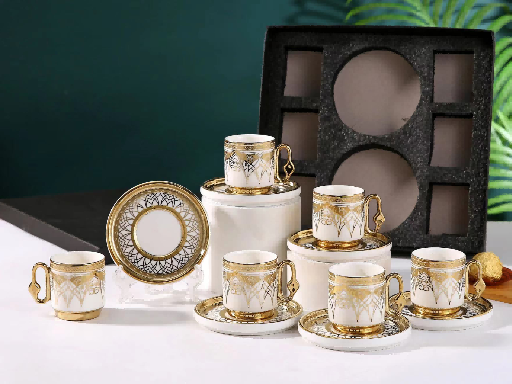 Gold-edge ceramic coffee cup, plate and stand set, thickened heat-resistant ceramic cup, commercial wear-resistant coffee shop and restaurant supplies