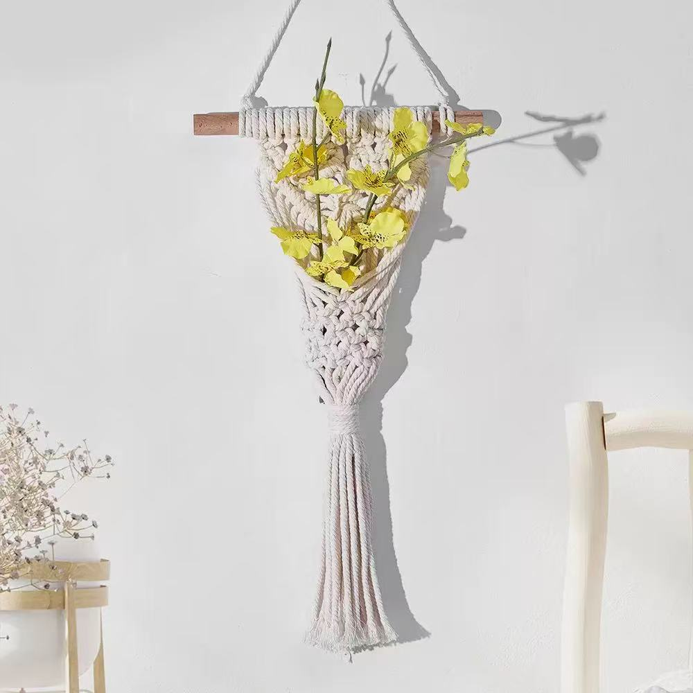 Hand-woven wall hanging baskets, flower baskets, tapestries, Bohemian small flower baskets, wall hangings for living rooms, bedrooms, and homestays, cotton rope woven, artistic style soft furnishings, and great items for creating an atmosphere details Picture