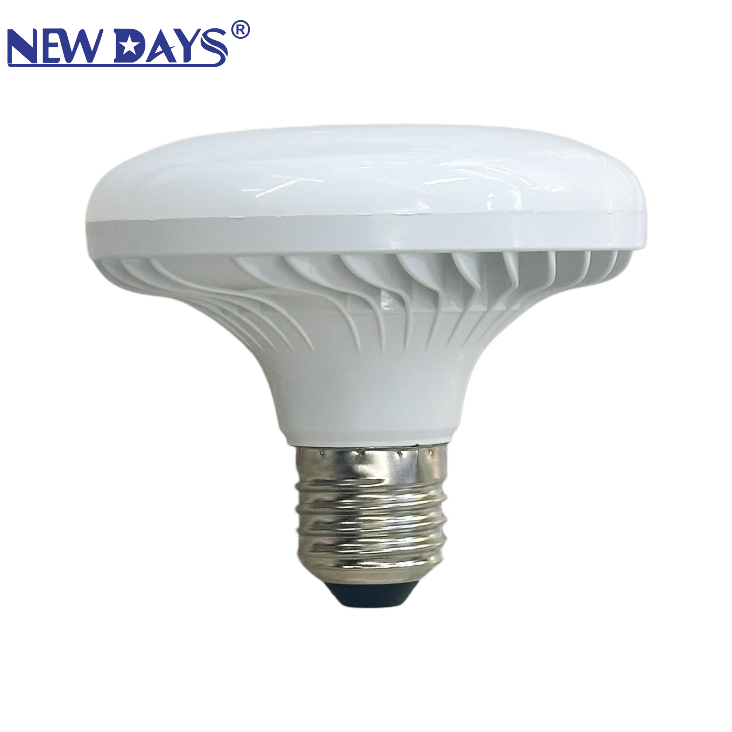 NEWDAYS品牌跨境新品led灯泡三防飞碟灯，节能高亮照明灯，室内外塑料材质E27螺口led灯泡球
